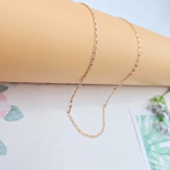 Elegant Rose Gold Necklace with Fine Detailing and Adjustable Fit, XPNL0060  ✓ - Picture 1 of 12